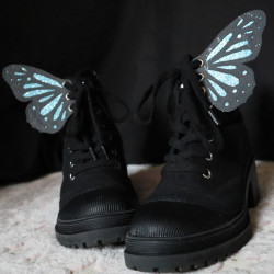 Butterfly shoe wings (light blue)