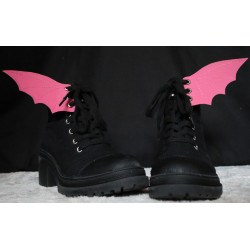 Bat attack shoe wings (pink)